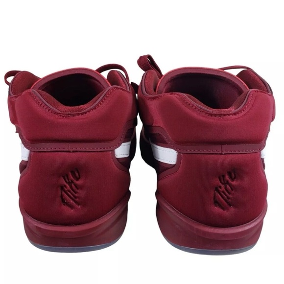 Size 13 - Nike Air Zoom GT Hustle 2 - (DX9190-601) - Picture 3 of 6